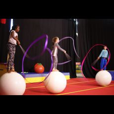 Visuel STAGE DE CIRQUE 8-13 ANS VACANCES D'AUTOMNE