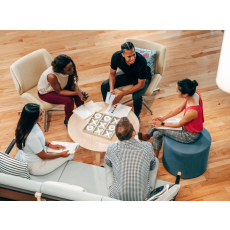 Visuel Des mots mans à Moustaki