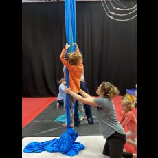 Visuel Stages cirque en famille | Vacances d'hiver