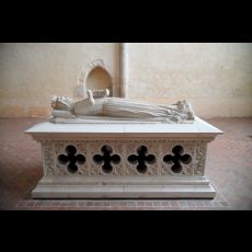 Visuel Conférence | De la sculpture au tissu : le gisant de Bérengère de Navarre, témoin du vêtement féminin noble au XIIIe siècle
