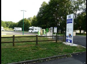 Aire de camping-cars de Saint-Saturnin