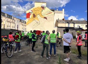 A Vélo Curieuz'Mans : balade Transformations murales avec Cyclamaine