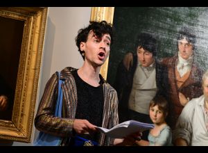 Visite chantée de Grégoire Ichou au musée