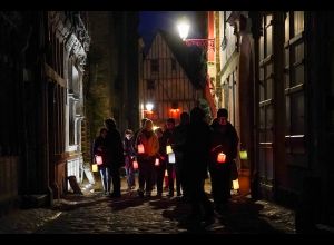 Spécial Noël - Visite aux lampions : De Saint-Nicolas à la Cité Plantagenêt