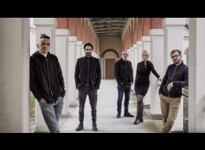 NAKED , en concert pour la sortie de l'album 