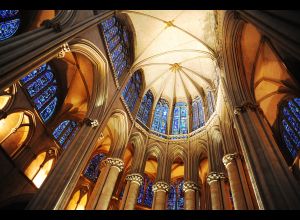 la cathédrale sens dessus dessous !