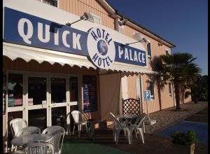 HOTEL QUICK PALACE
