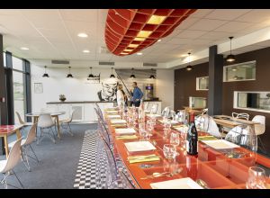 La Table du Virage - hôtel Ibis Styles Le Mand Sud Mulsanne