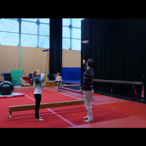 Visuel Stages cirque en famille | Vacances d'hiver